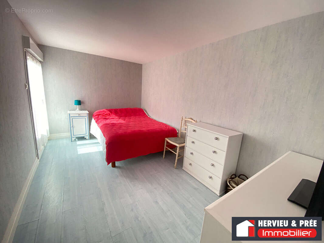 Maison à COURSEULLES-SUR-MER