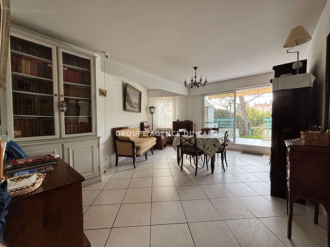 Appartement à SAINT-RAPHAEL