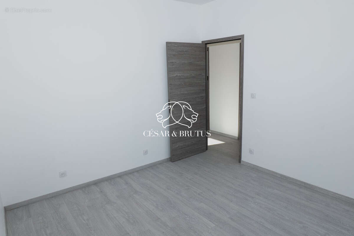 Maison 112 m² à Venissieux  - photo 5