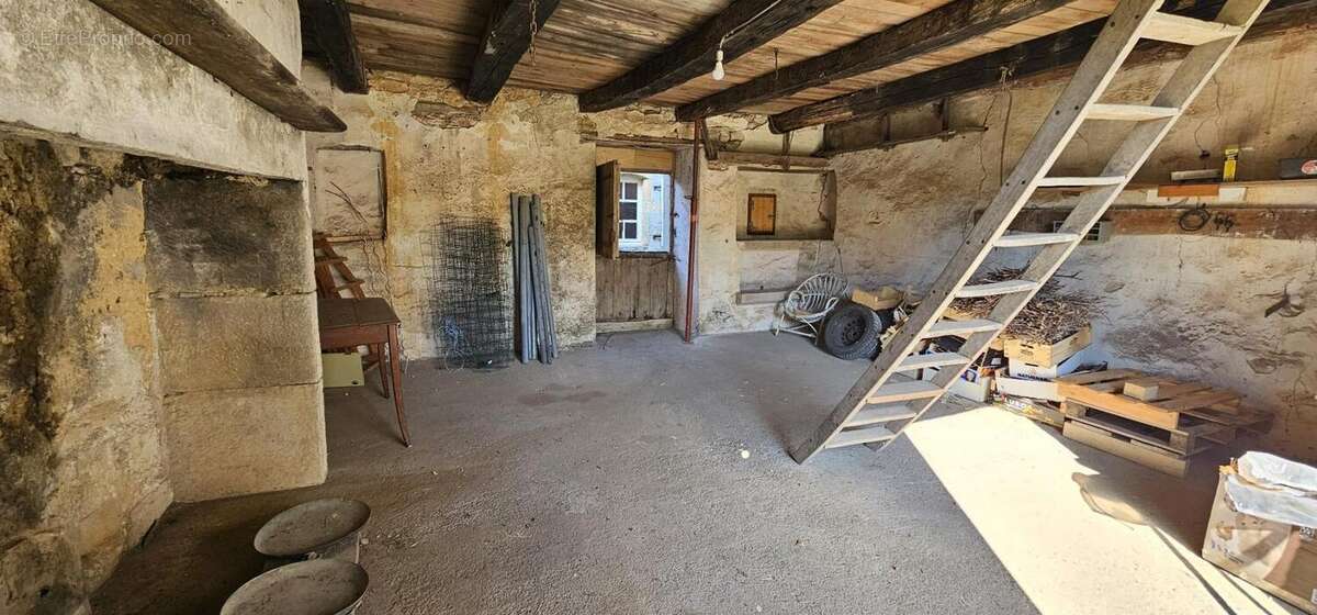 Maison à SAINT-JEAN-DE-LAUR