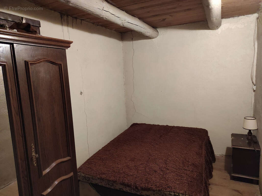 Maison à SAINT-JULIEN-DU-PINET