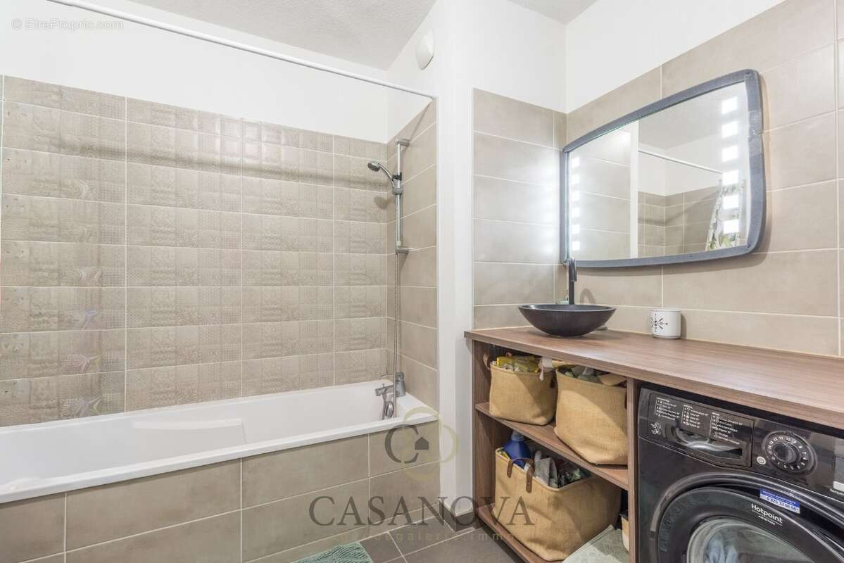 Appartement à CASTELNAU-LE-LEZ