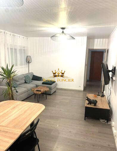 Appartement 82 m² à Chatellerault  - photo 6
