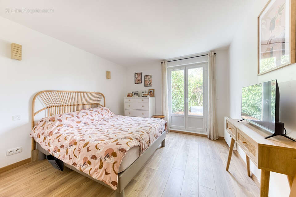 Maison à OZOIR-LA-FERRIERE