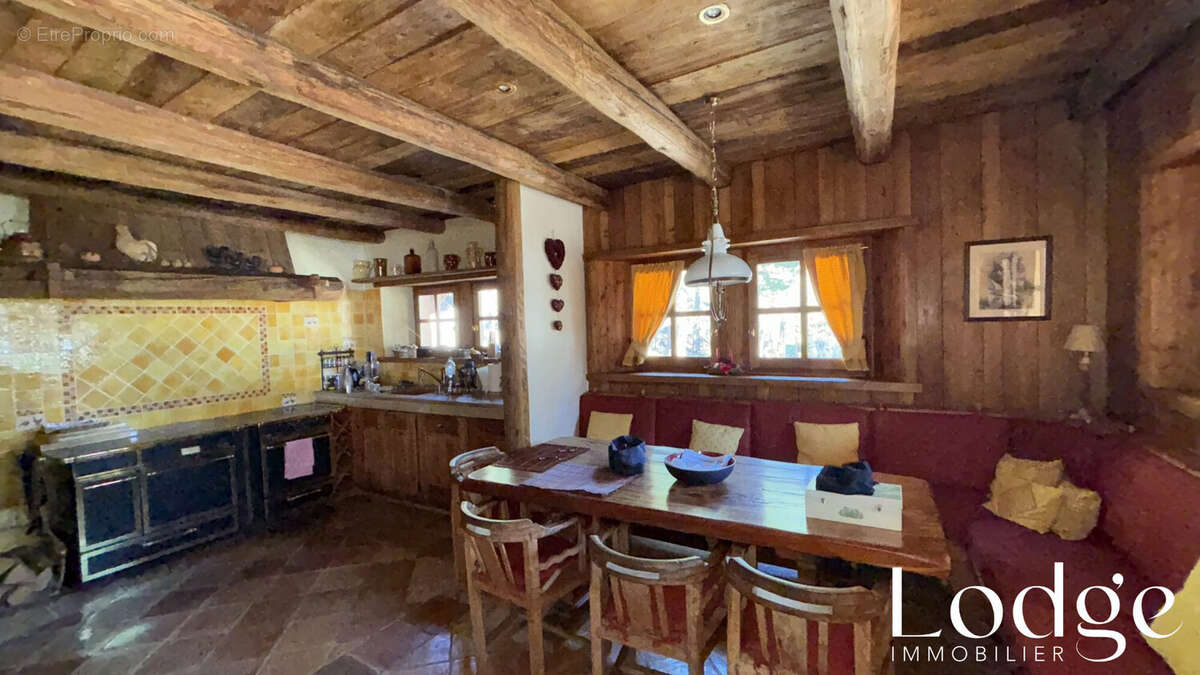 Maison à LA SALLE-LES-ALPES