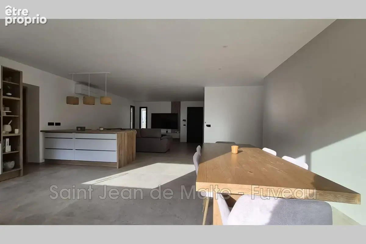 Maison 4 pièces 103 m² à vendre à Rousset (13790) - photo 3