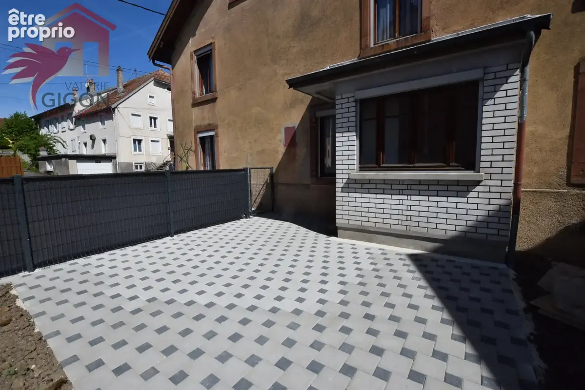SPACIEUSE MAISON 'CORP DE FERME' MITOYENNE (par le garage) F5 + combles aménageables.... donnant sur terrasse - photo 5