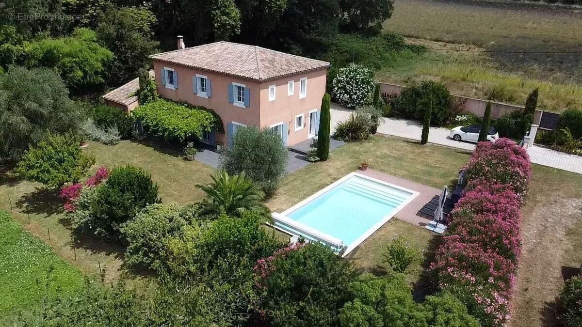 VILLA - 10672 - photo 12
