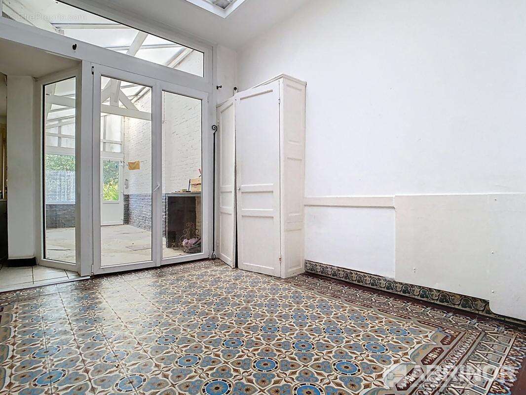 Maison à HELLEMMES-LILLE