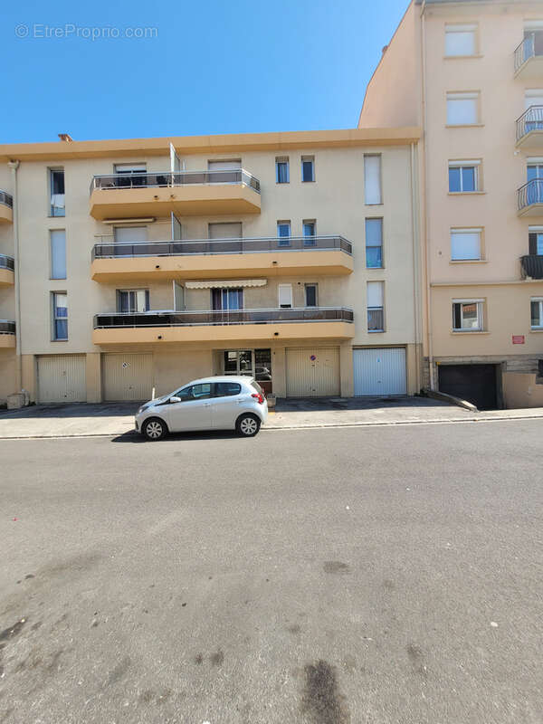 Appartement et garage loués proche centre-ville Perpignan - photo 8