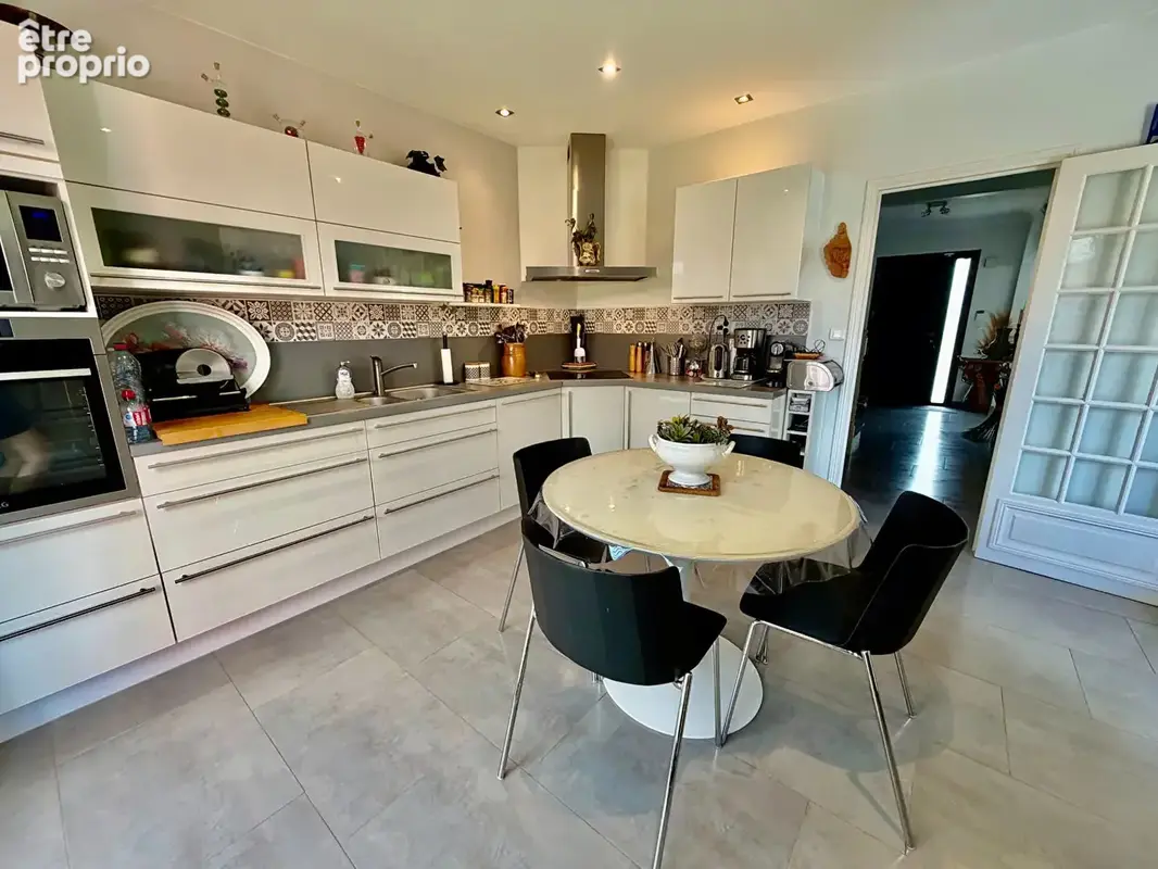 Maison d'exception 4 CHAMBRES  Orvault - Secteur Bois Raguenet - photo 3