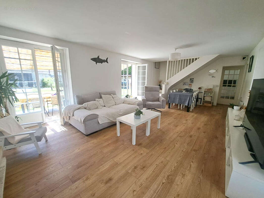 Maison à VALMONDOIS