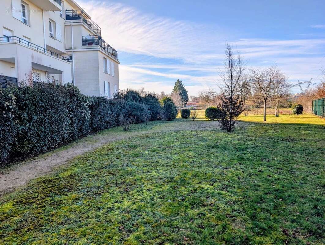 Appartement à ELANCOURT
