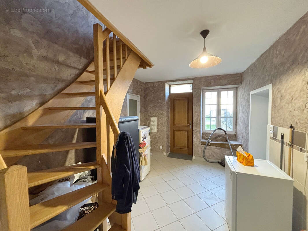 Maison à LONGCHAMPS-SUR-AIRE