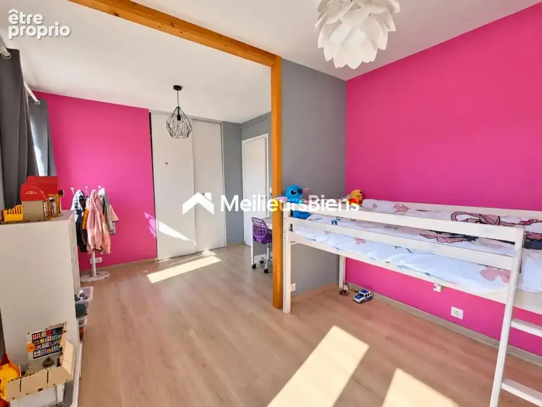 Appartement T4 proche centre-ville - photo 5