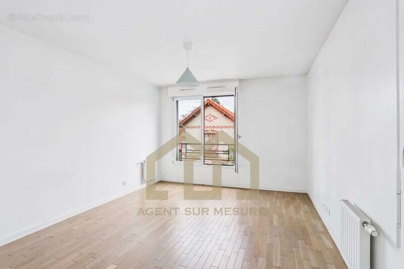 Appartement à MAISONS-ALFORT