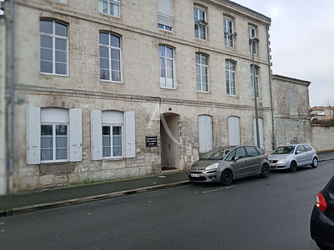 Commerce à ROCHEFORT