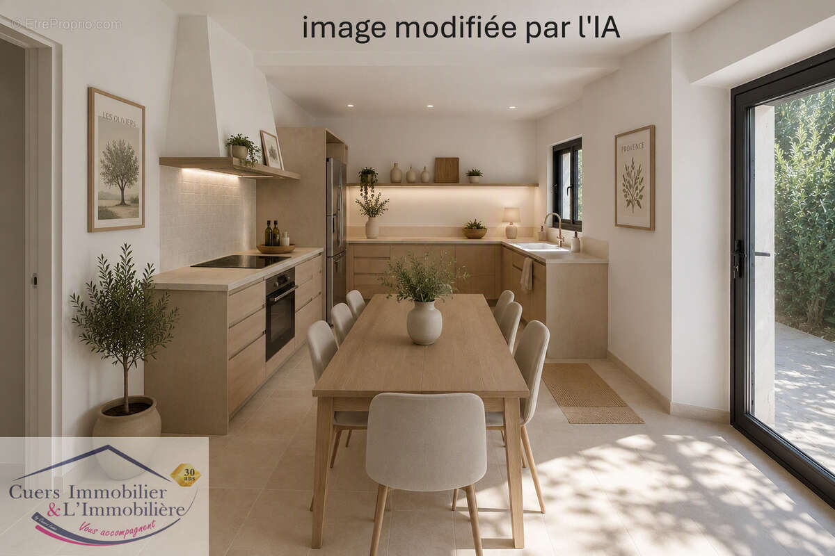 CUERS, maison T6 210m2 + dépendance 50m2 - photo 7