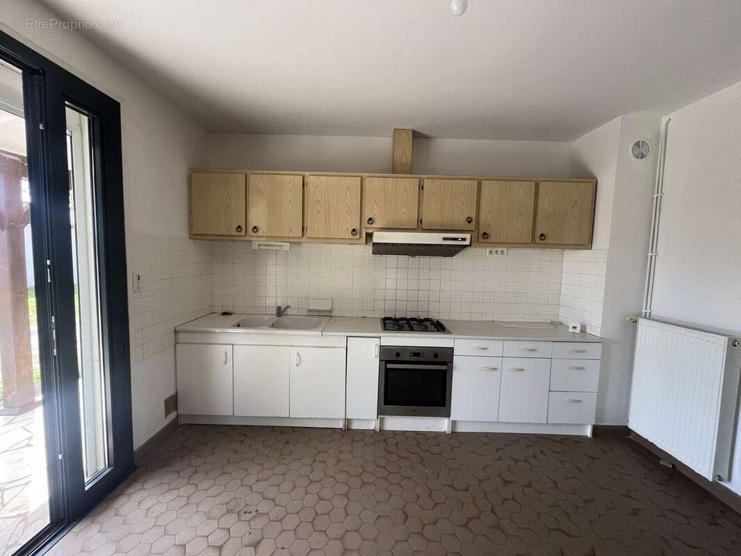 Maison à CHASSENEUIL-SUR-BONNIEURE