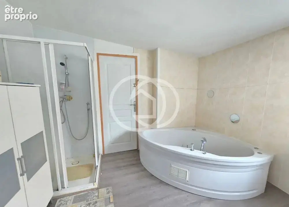 Maison T5 semi plain-pied de 137m2 - photo 6