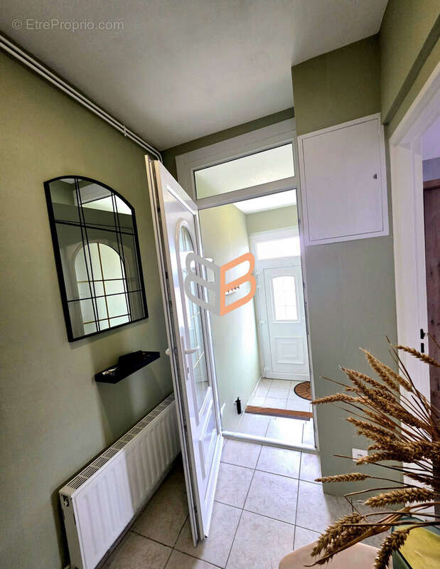 Maison 85 m² à Sainte-Marie-Aux-Chenes  - photo 4