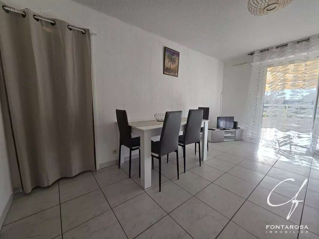 Appartement à FREJUS