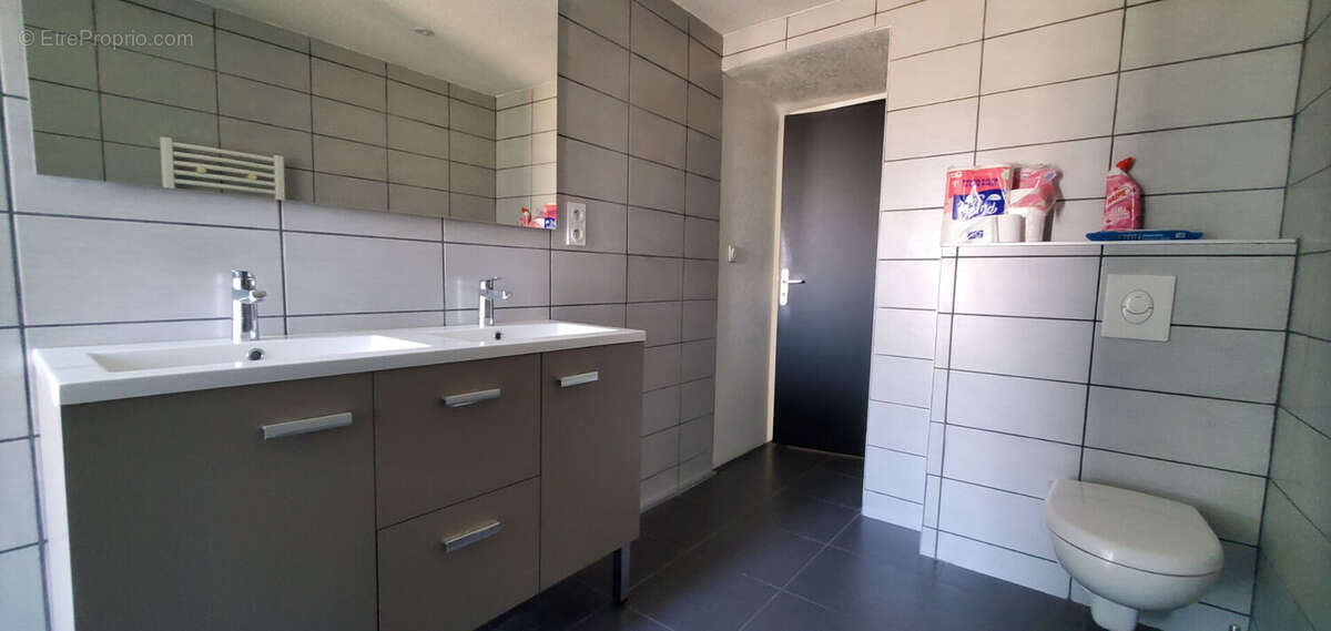 Appartement Saint Flour 3 pièce(s) 83 m2 - photo 8