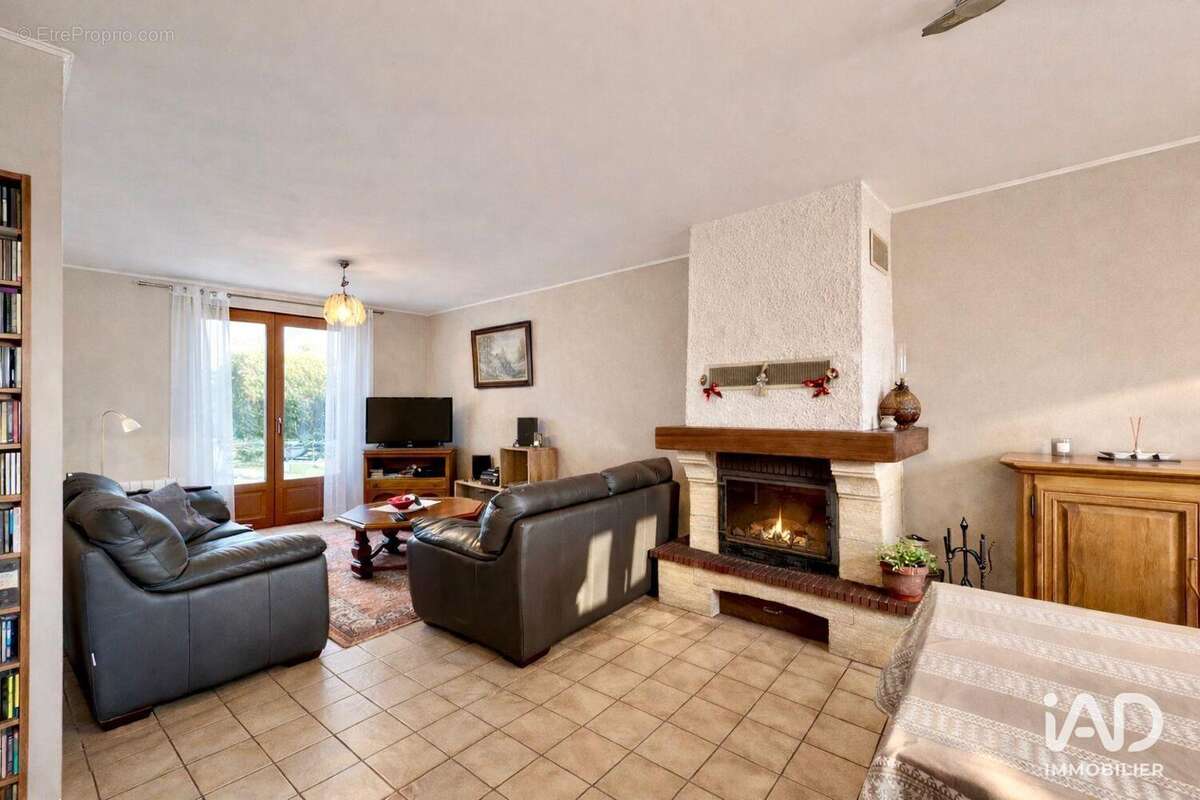 Photo 3 - Maison à SAULNY