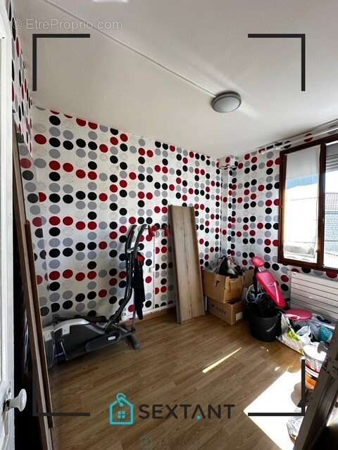 Maison à SAINT-ETIENNE-DU-ROUVRAY