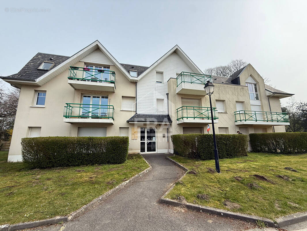 Appartement à SAINT-MARTIN-BOULOGNE