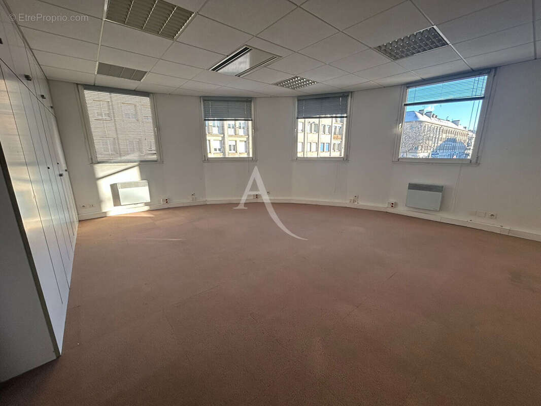 Commerce à SAINT-NAZAIRE