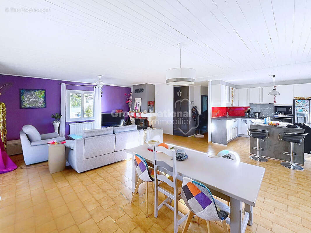 Maison à SUSSARGUES