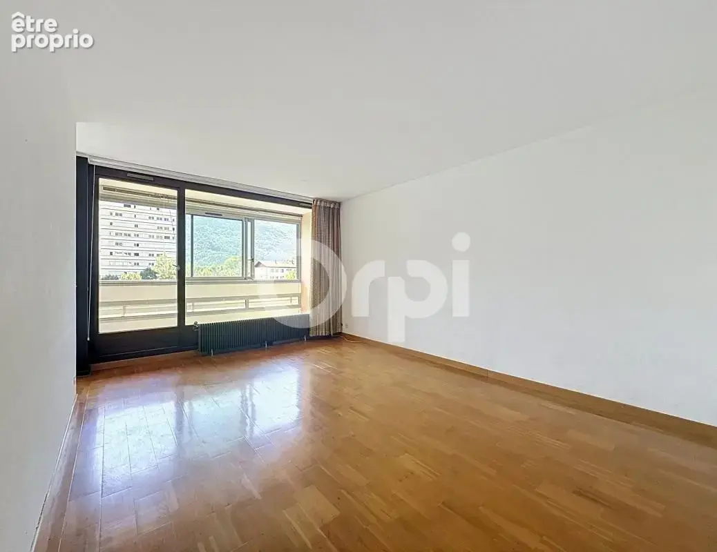 Appartement T4 + Garage À Vendre - photo 3