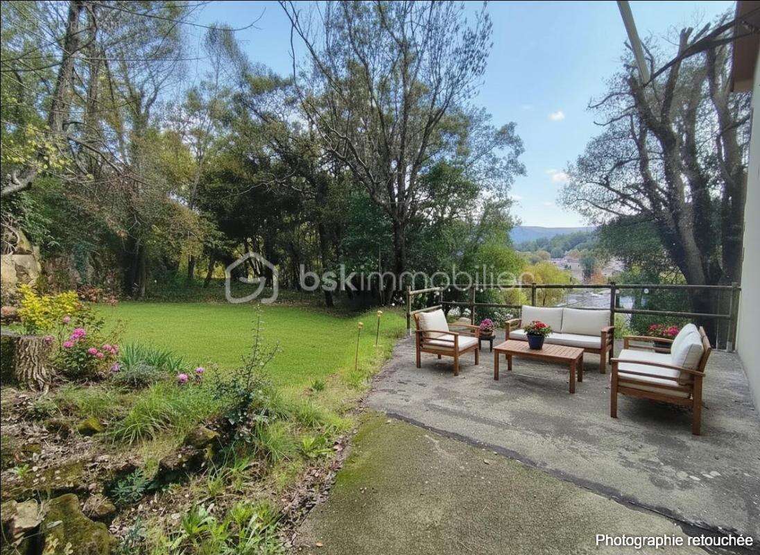 Appartement à LAMALOU-LES-BAINS