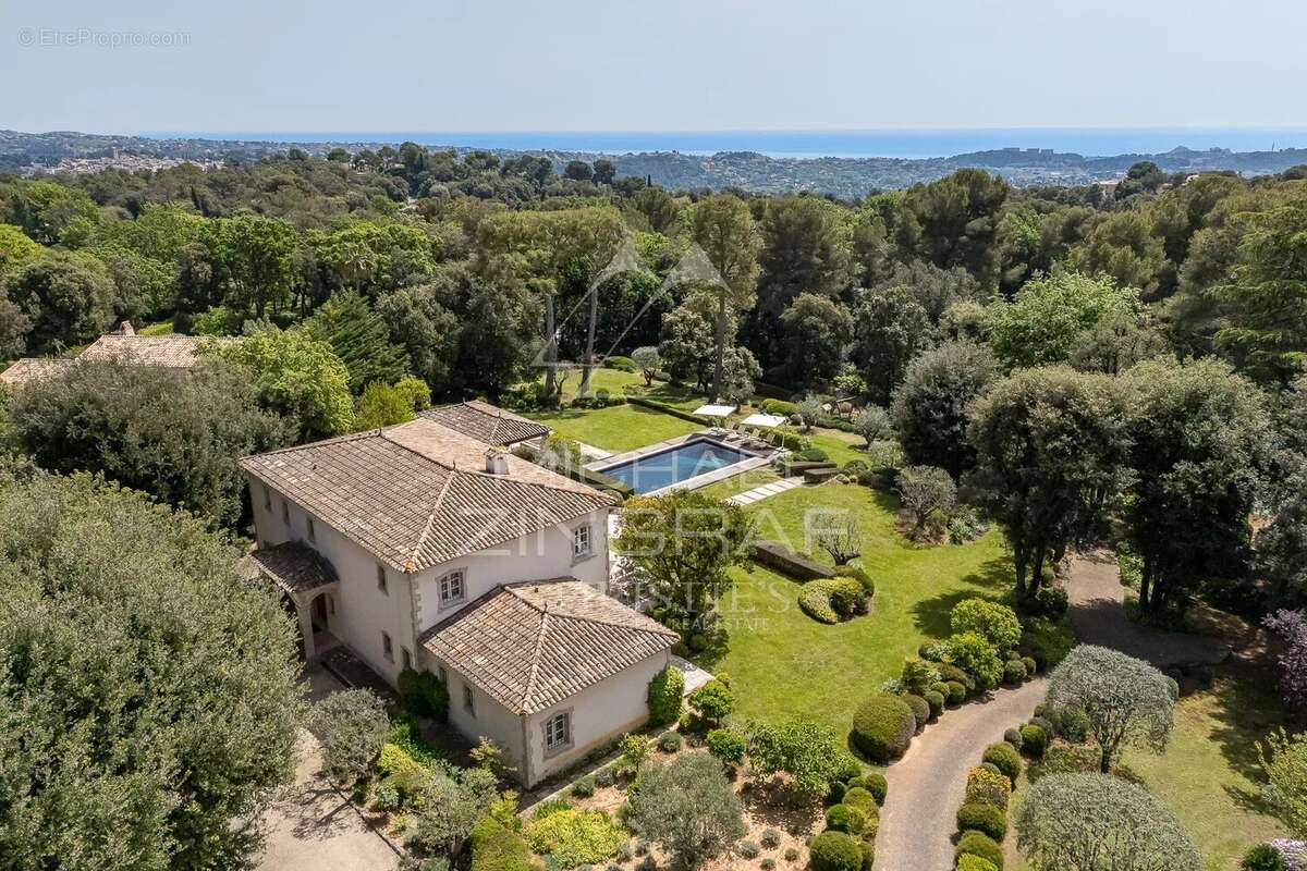 Maison à LA COLLE-SUR-LOUP