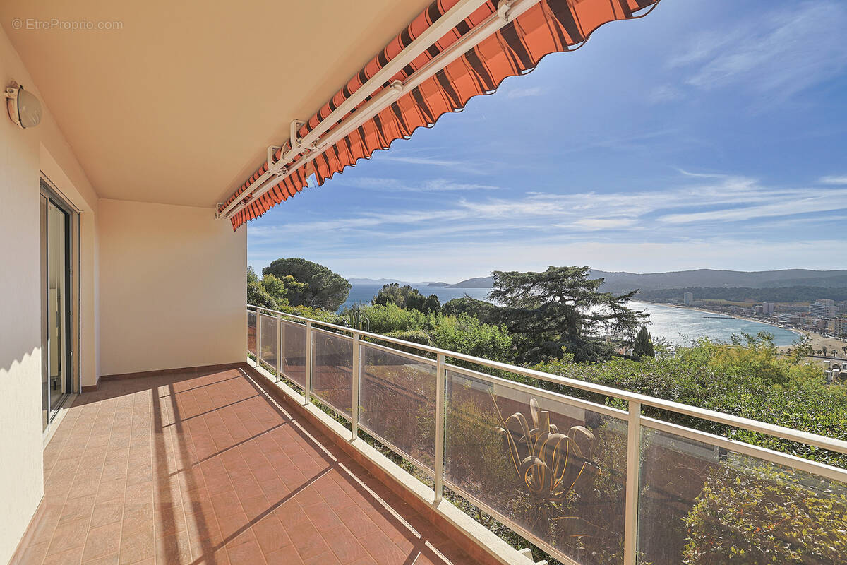 Appartement à LE LAVANDOU