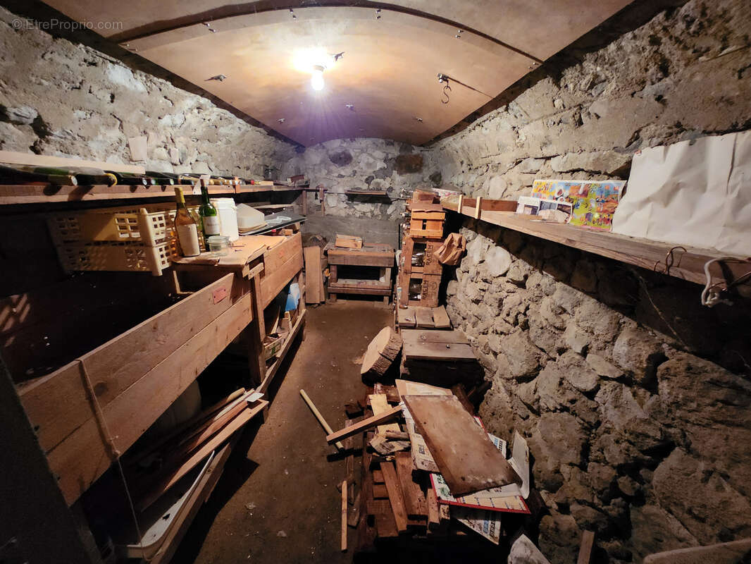 Maison à ANTRAIGUES-SUR-VOLANE