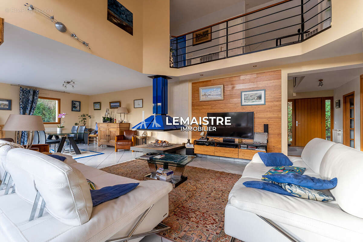 Maison à MONTIVILLIERS