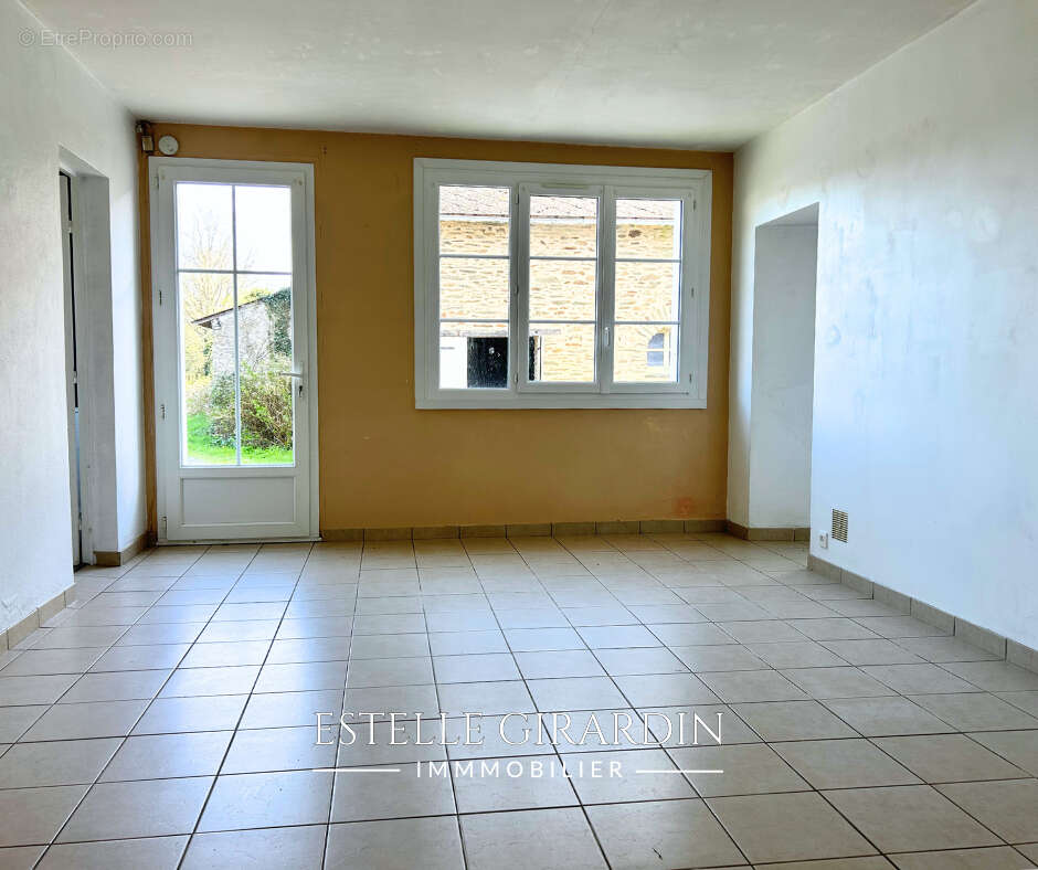 Maison à LA CHAPELLE-SUR-ERDRE