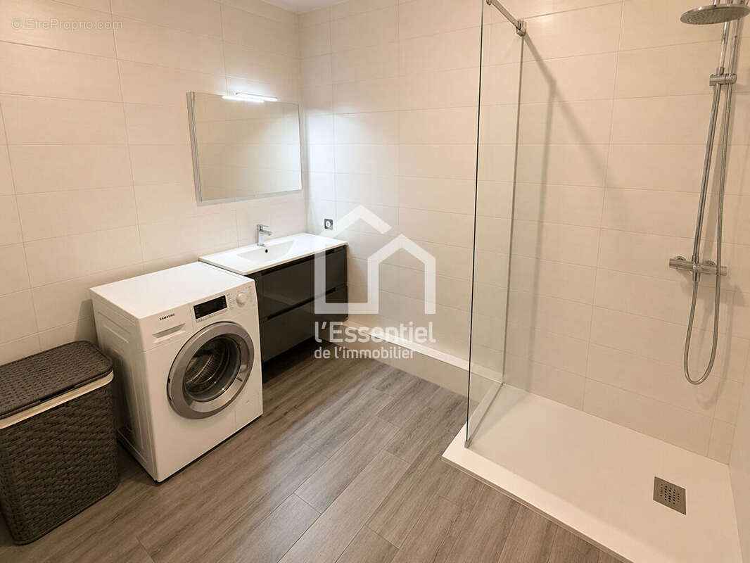 Appartement à VERNEUIL-SUR-SEINE