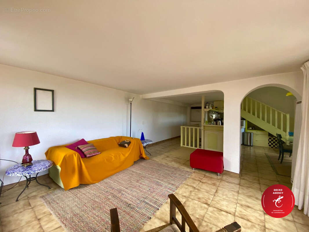 Appartement à FIGANIERES