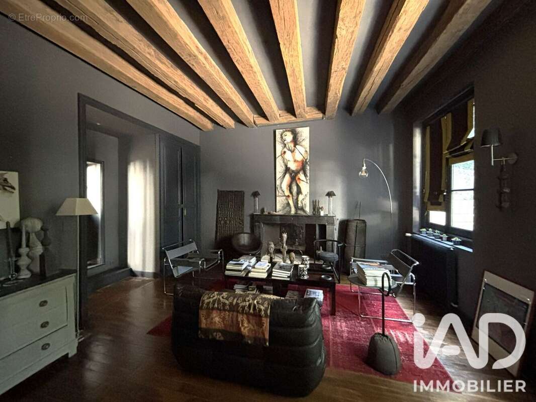 Maison 350 m² à Loches  - photo 6