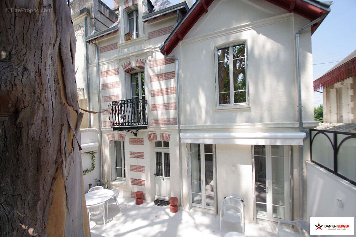 Maison à LA ROCHELLE