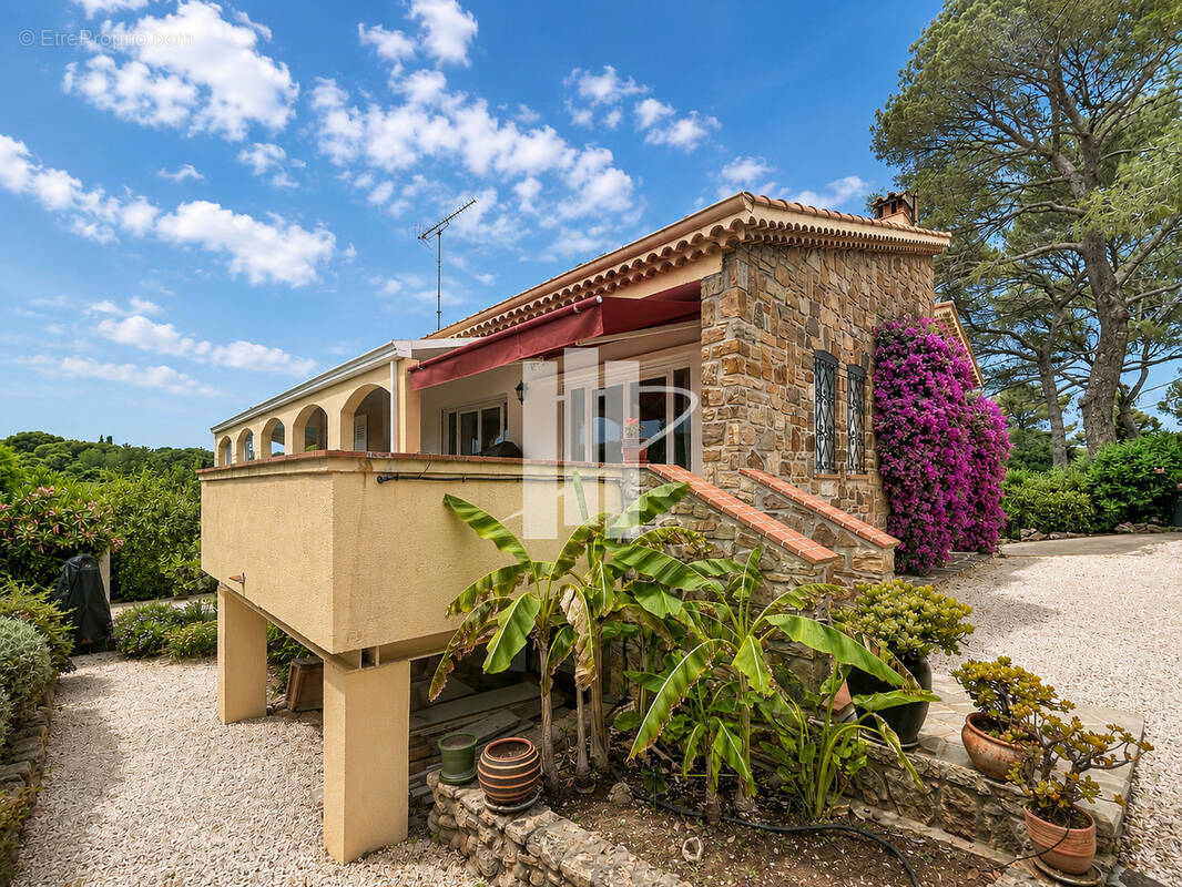 Maison à SAINT-RAPHAEL