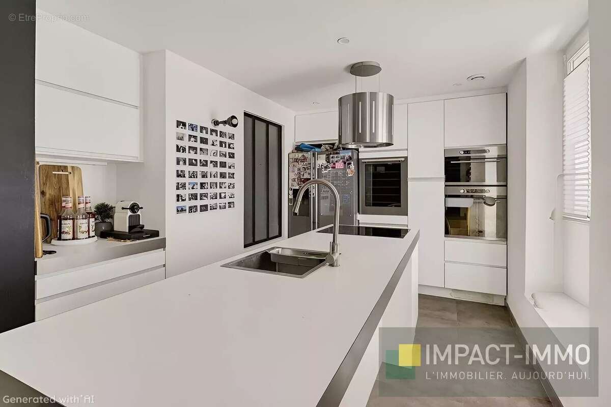 Appartement à LEVALLOIS-PERRET
