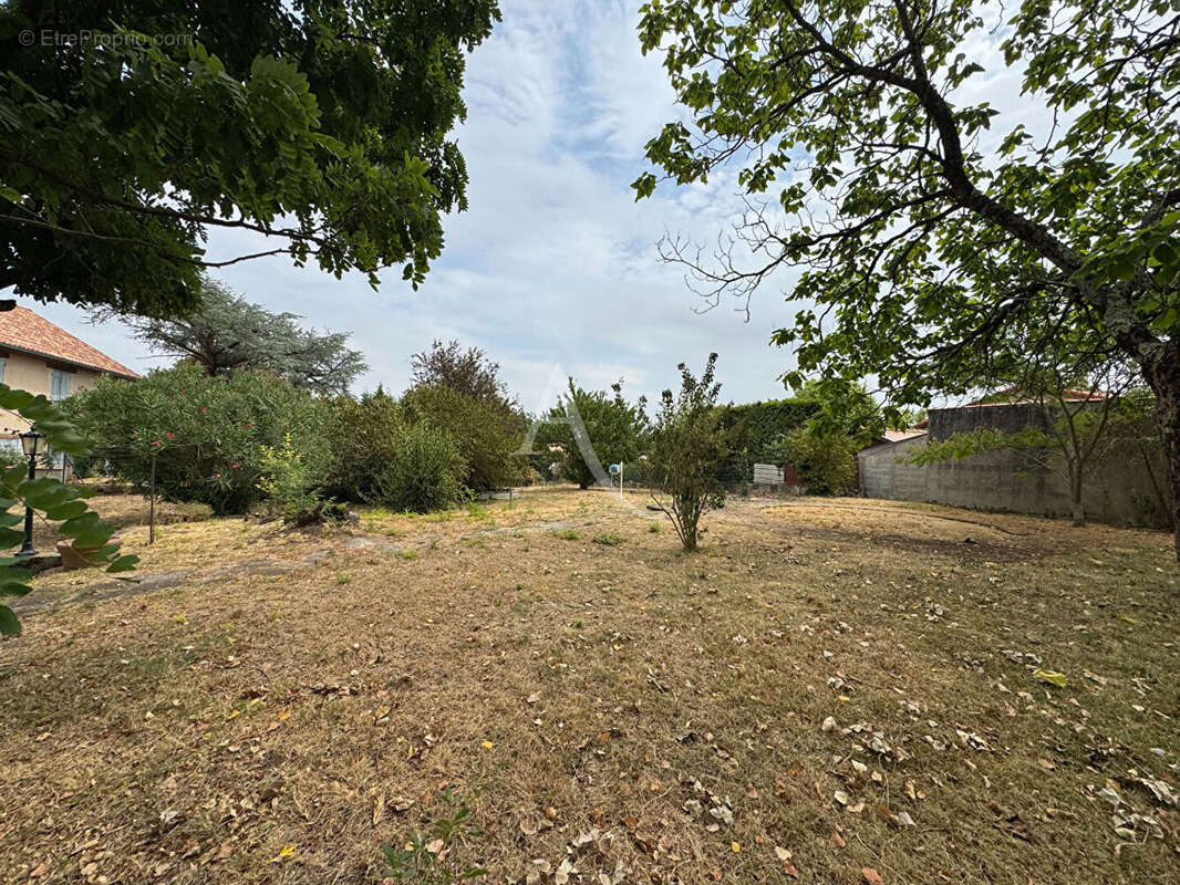 Técou . Maison de +/- 150 m² - photo 8