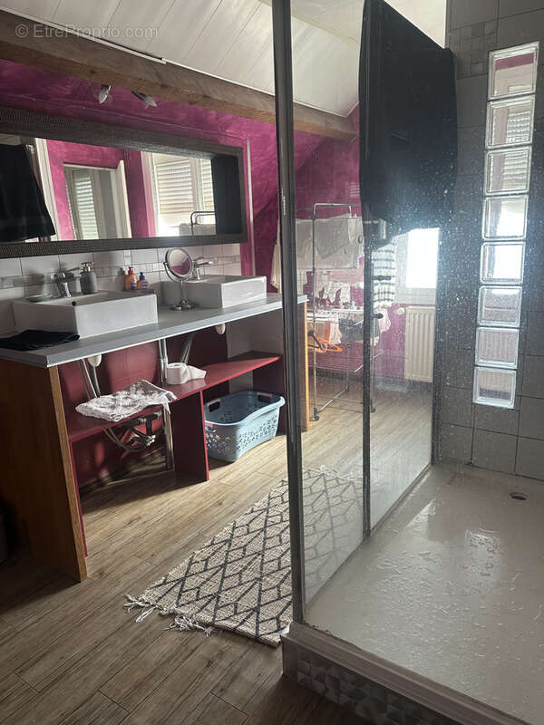 Maison à CHATELLERAULT