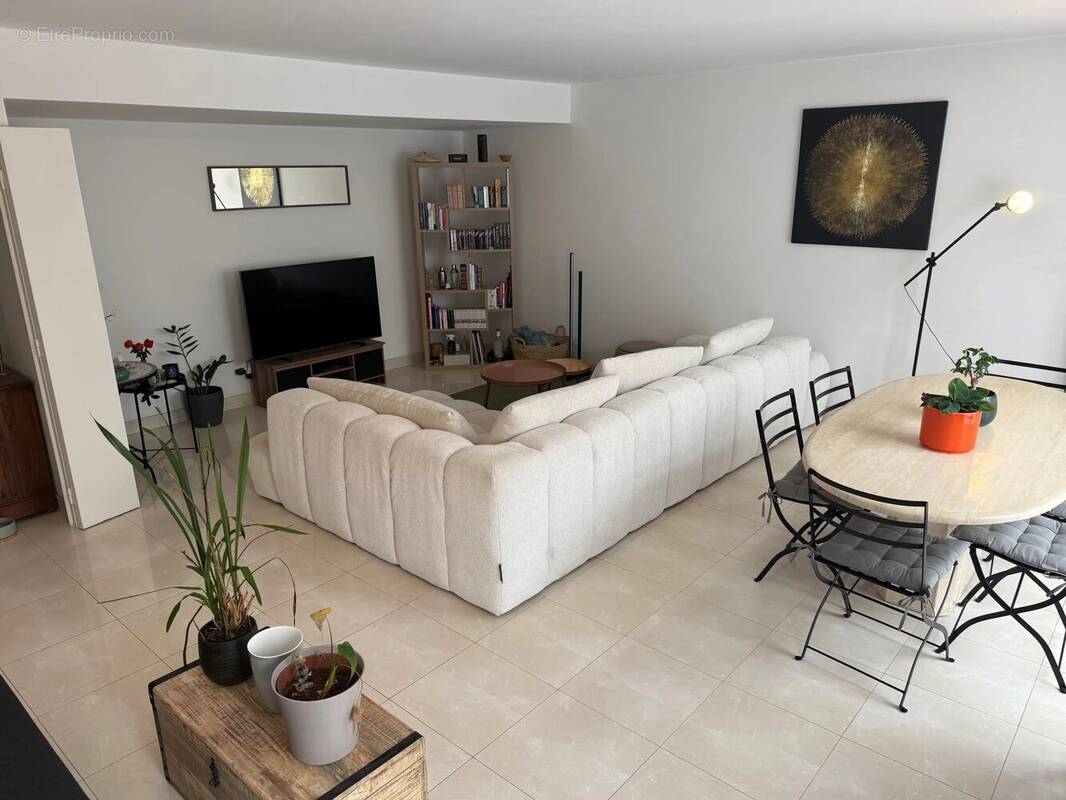 Appartement à MONTIGNY-LE-BRETONNEUX
