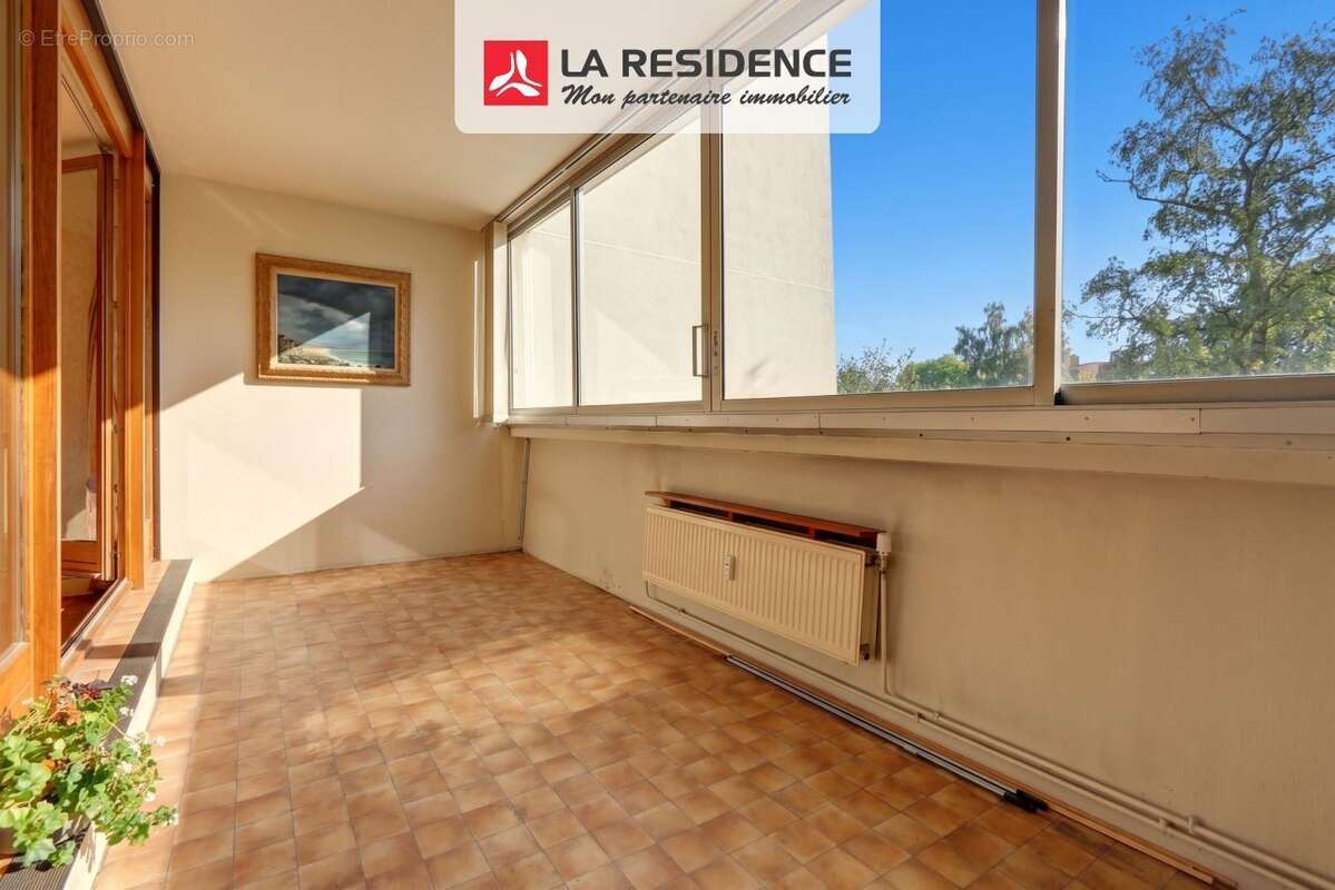 Appartement 65 m² à Taverny  - photo 2