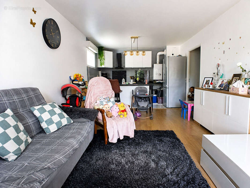 Appartement à BUSSY-SAINT-GEORGES